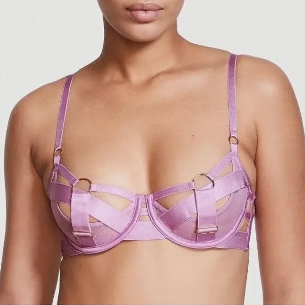 Victoria's Secret Lavender Strappy Bra